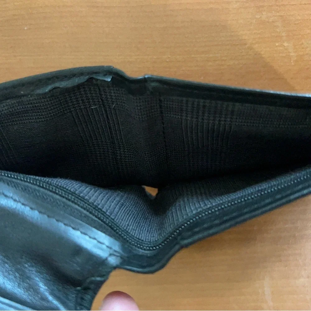 Fossil Ingram Black Leather Trifold Extra Capacity